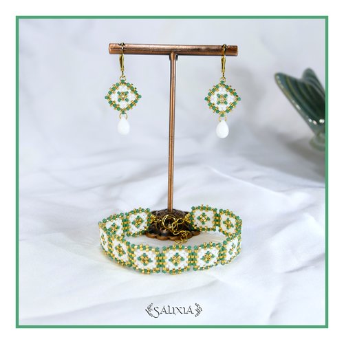 Bracelet granny square tissé à l'aiguille perles de verre japonaises fermoir acier inoxydable doré (#bc499)