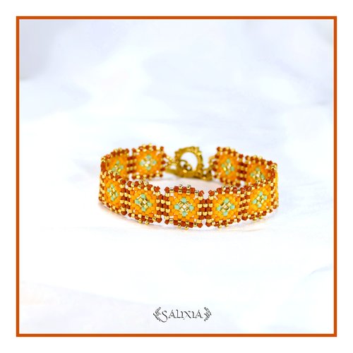 Bracelet granny square tissé à l'aiguille perles de verre japonaises fermoir toggle acier inoxydable doré (#bc505)