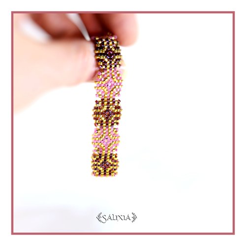 Bracelet granny square tissé à l'aiguille perles de verre japonaises fermoir acier inoxydable doré (#bc510.a)