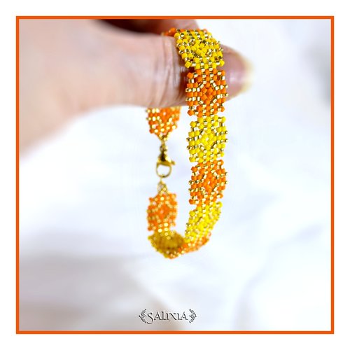 Bracelet granny square tissé à l'aiguille perles de verre japonaises fermoir acier inoxydable doré (#bc511)