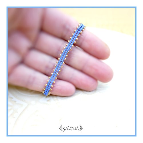 Bracelet fin tissé à l'aiguille perles de verre japonaises bleu pervenche fermoir acier inoxydable doré à l'or fin 18 carats (#bc517)