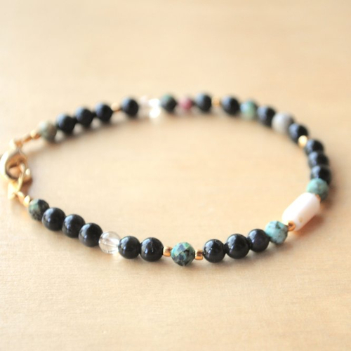 Bracelet de pierres onyx noir et turquoise