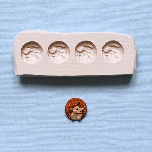 Moule en silicone 4 mini hérissons ronds