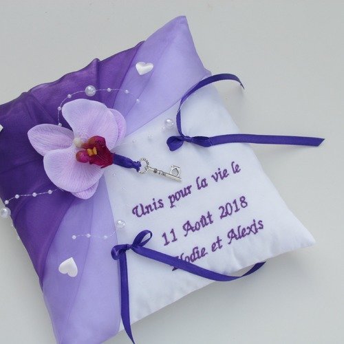 Coussin alliances orchidée violet mariage romantique personnalisé 