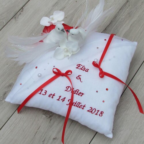 Coussin porte alliance rouge et blanc,mariage romantique, personnalisé saperlipopette création