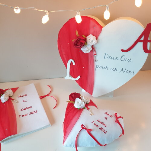 Ensemble mariage rouge et blanc, urne cœur, livre d'or, coussin d'alliances assortis, mariage thème amour, saperlipopette création