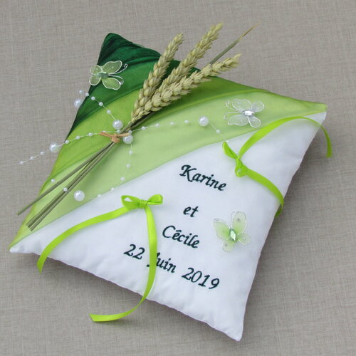 Coussin alliance champêtre, décor mariage thème nature chic, vert anis, épis de blé, papillon, saperlipopette création