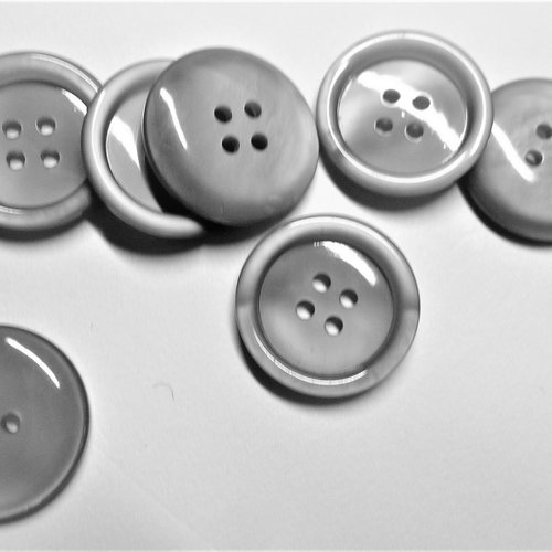 Boutons gris moyen reflets nacrés , 1.9 cm , neufs , b40