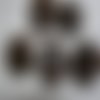 Boutons ronds marron clair caramel zébré,1.4 cm , neufs , b100