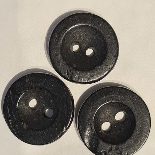 Bouton ronds bombés en bois , noirs ,1.6 cm ,neufs , b246