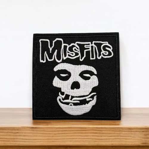 Patch brodé misfits, fiend skull, écusson thermocollant punk-rock,