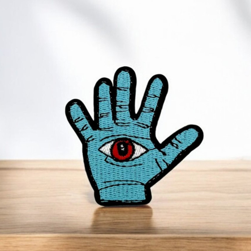 Patch brodé main bleu avec oeil protecteur - ecusson thermocollant 5,6 cm