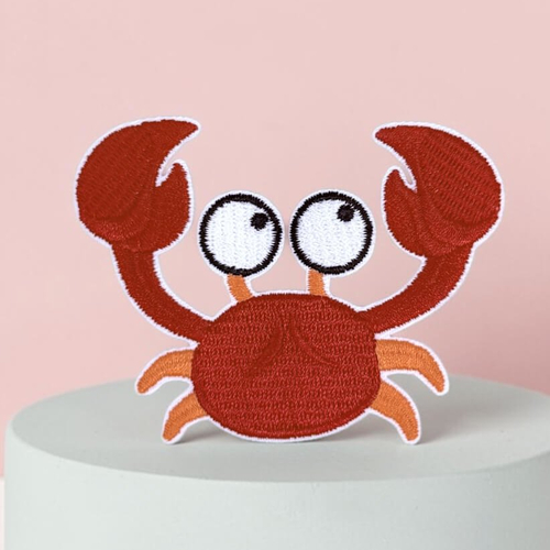Patch brodé crabe rouge - ecusson thermocollant 7,5 cm