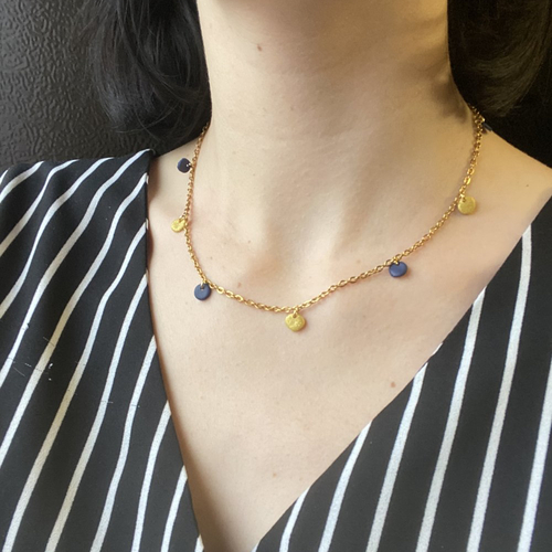 Collier bleu et doré