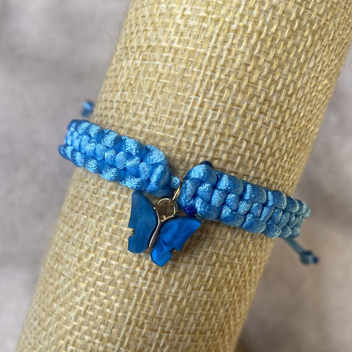 Bracelet macramé papillon bleu