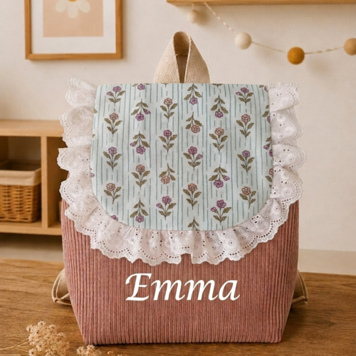 Sac à dos enfant maternelle personnalisé – velours rose poudre & motif floral