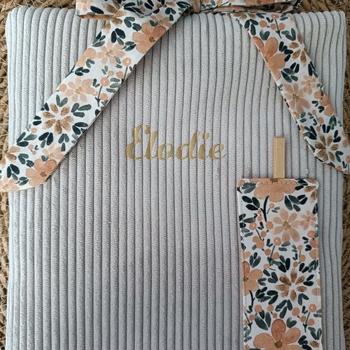 Pochette livre format poche ou broché en velours côtelé beige, fait main, dée cadeau,