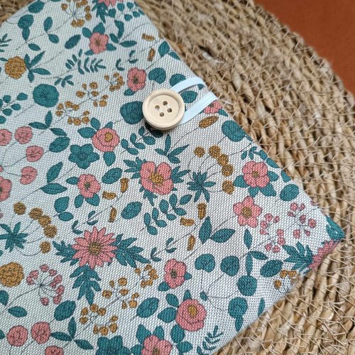 Pochette molletonnée, livre de poche fleuri, cadeau livre,fait main en france,pochette molletonnée en velours côtelé,