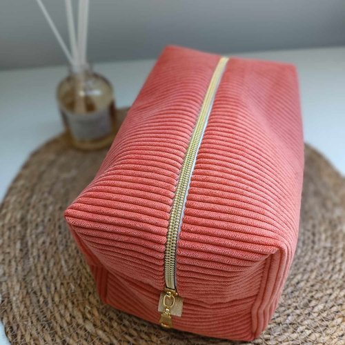 Trousse de toilette en velours côtelé corail, trousse de bureau,fait main en france