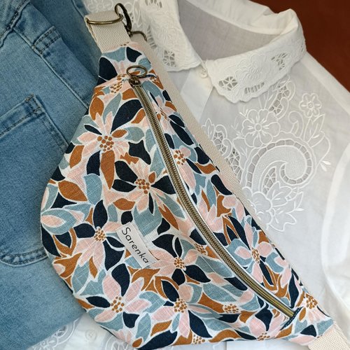 Sac banane fleuri en lin,fabrication française,sac banane multicolore,lin motif fleurs ,