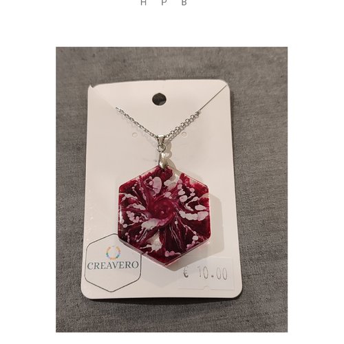 Collier pendentif résine