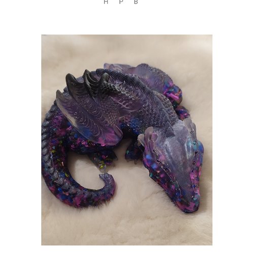 Figurine en résine dragon