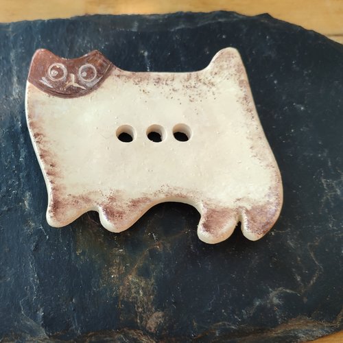 Le gardien du savon -  porte-savon chat en céramique  émaillée.