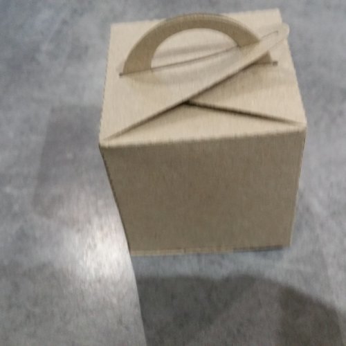 12 boîte cube 6 x 6 cm