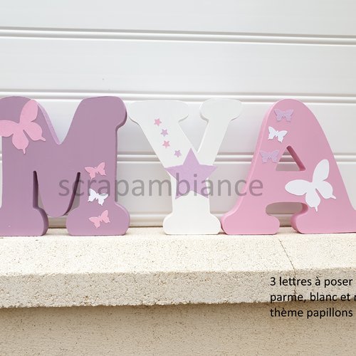 Lettre en bois, prénom à poser, lettre à poser personnalisé etoiles et papillons 15cm 