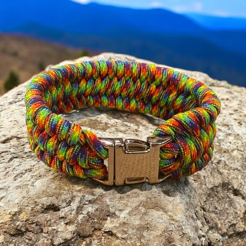 Bracelet paracord rainbow avec fermoir en nickel
