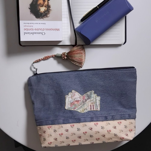 Pochette à livre