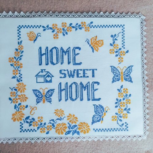 Tableau brodé "home sweet home" à encadrer