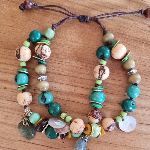 Bracelet breloques aventurine et pastilles de nacre