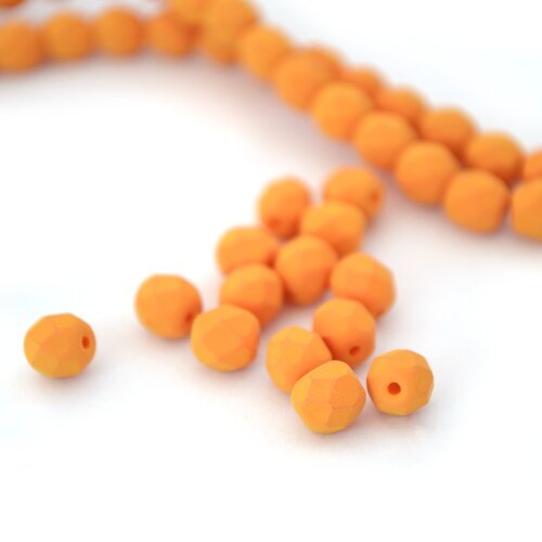 25 perles de bohême jaune orange citrouille à facettes  6mm