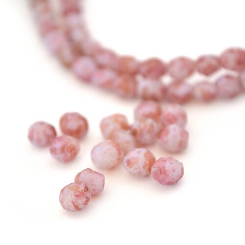 25 perles de bohême rose marbré à facettes  6mm