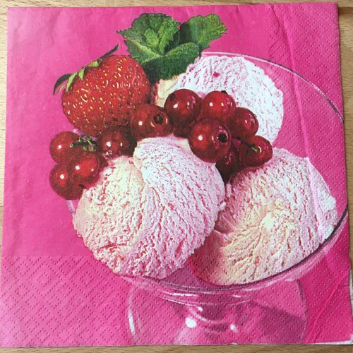 Serviette en papier "glace aux fruits rouges"