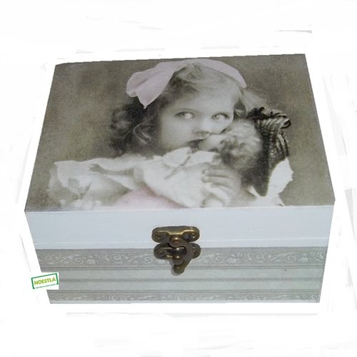 Boite en bois enfants création serviettage