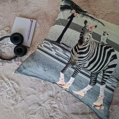 Housse de coussin zèbre à roulettes