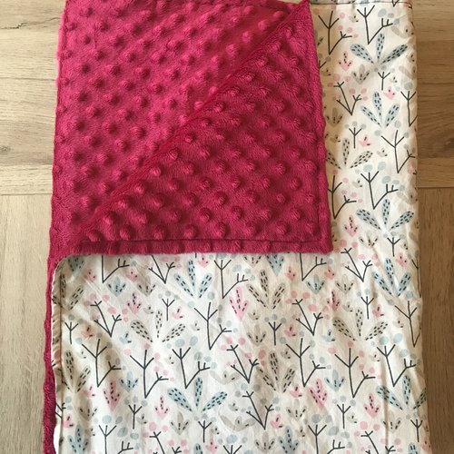 Couverture feuilles et fuchsia
