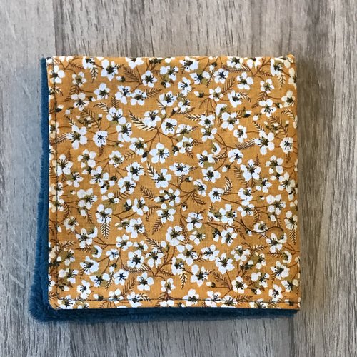 Serviette pour le visage fleurs de tiaré jaune/pétrole