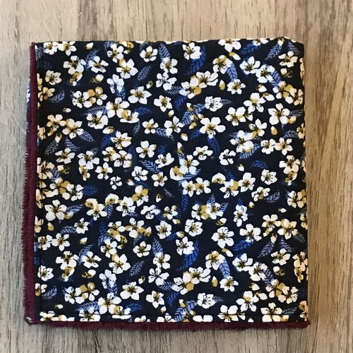 Serviette pour le visage fleurs de tiaré bleu/bordeaux