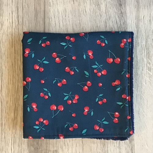 Serviette pour le visage cerises