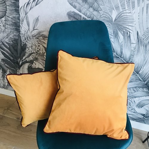 Coussin velours moutarde