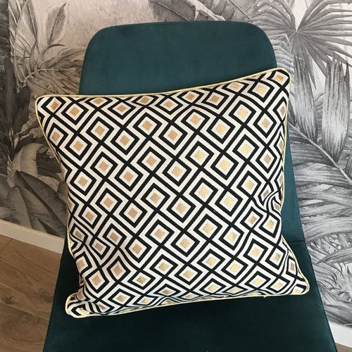 Coussin similicuir blanc et or