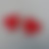 2 boutons à queue plastique 27 mm cœur rouge vif