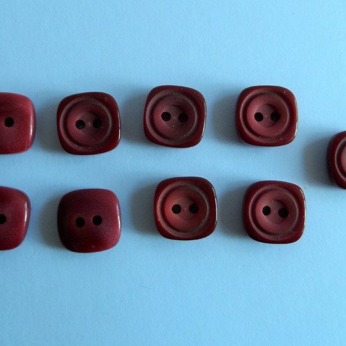 9 boutons carré 2 trous plastique 12 mm