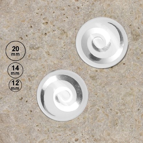 2 cabochons ronds 20 mm en résine spirales argent sur fond blanc