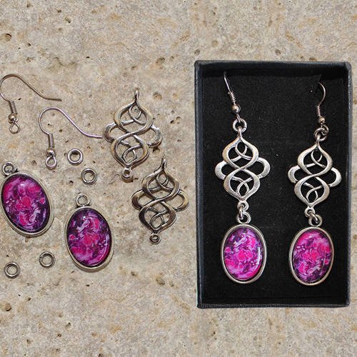 Kit boucles d'oreilles cabochon impression effet de peinture et entrelacs 