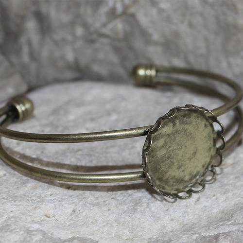 Bracelet bronze rigide 16 cm support de cabochon rond 20 mm 