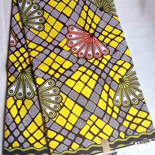 Tissu wax motif motif papillons, couleur jaune, à partir de 50cm sur 116 cm de largeur .ankara fabrics.